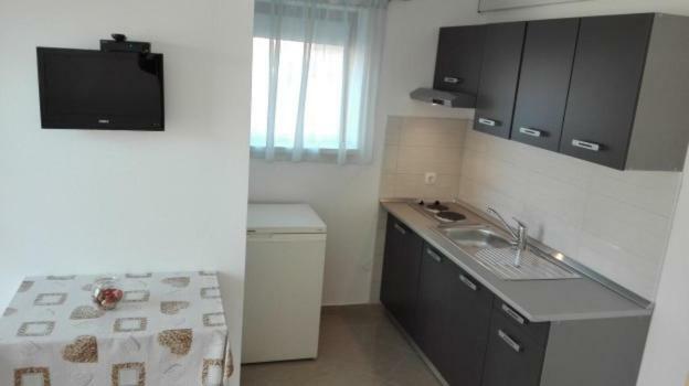 Apartman Studio - Sime 3 Sukošan Zewnętrze zdjęcie